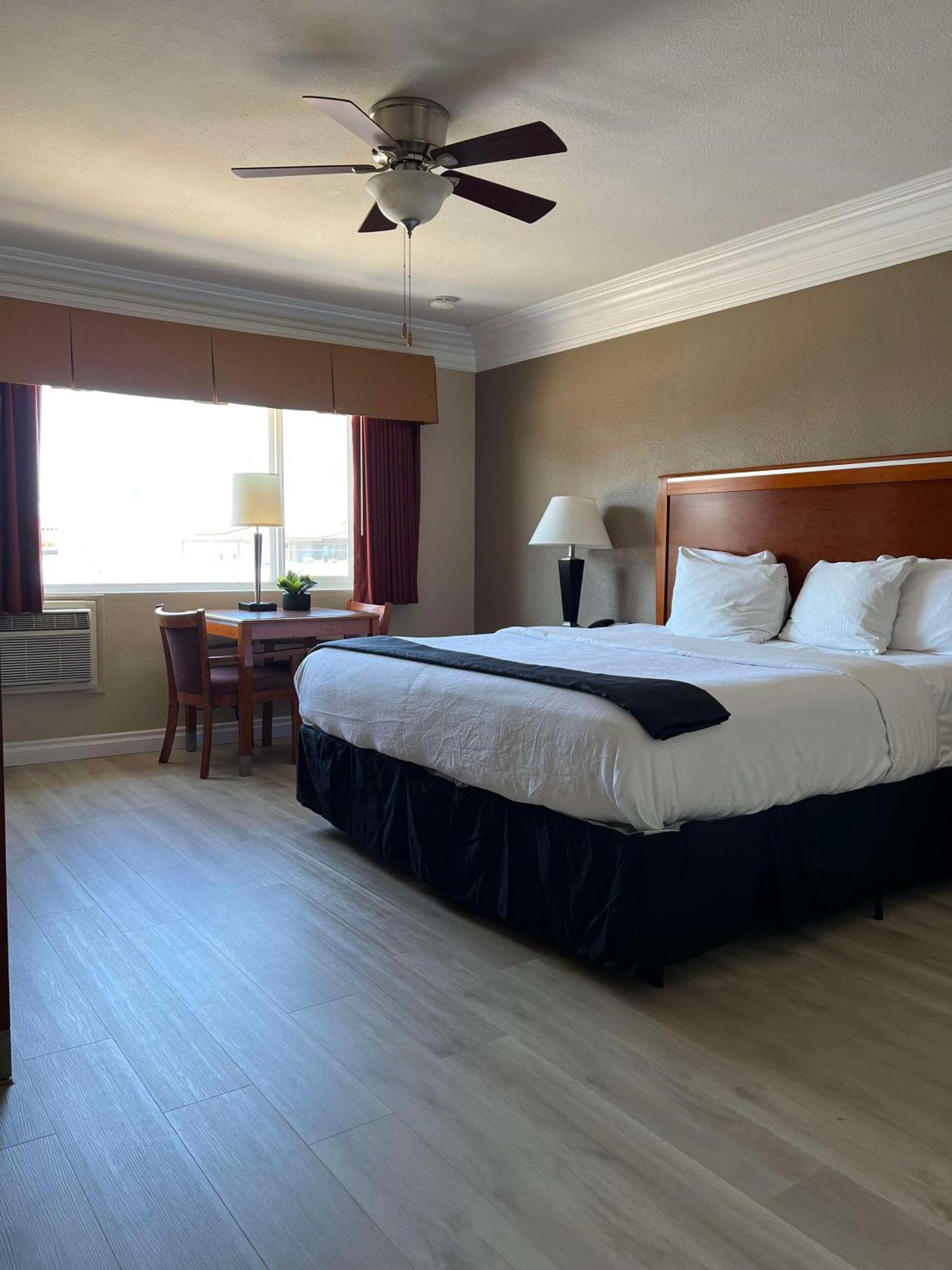 Best Western Tradewinds Morro Bay Extérieur photo
